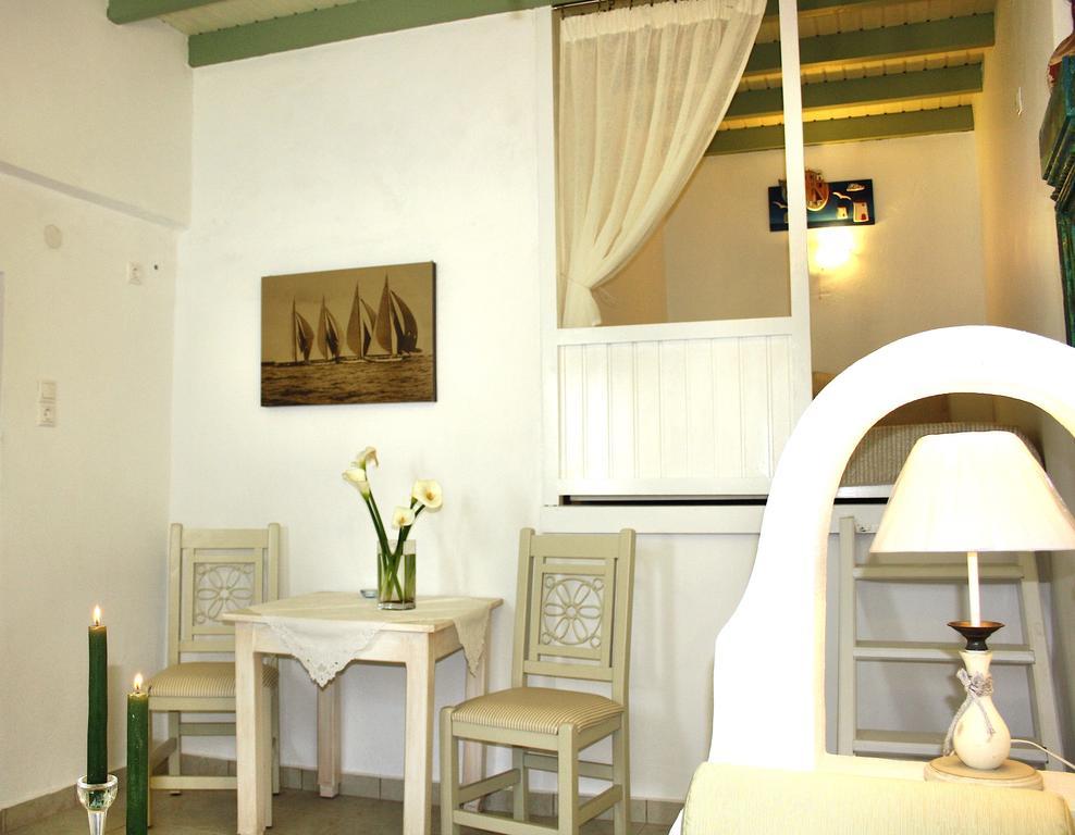 Mariakis Luxury Studios Astypálaia Szoba fotó